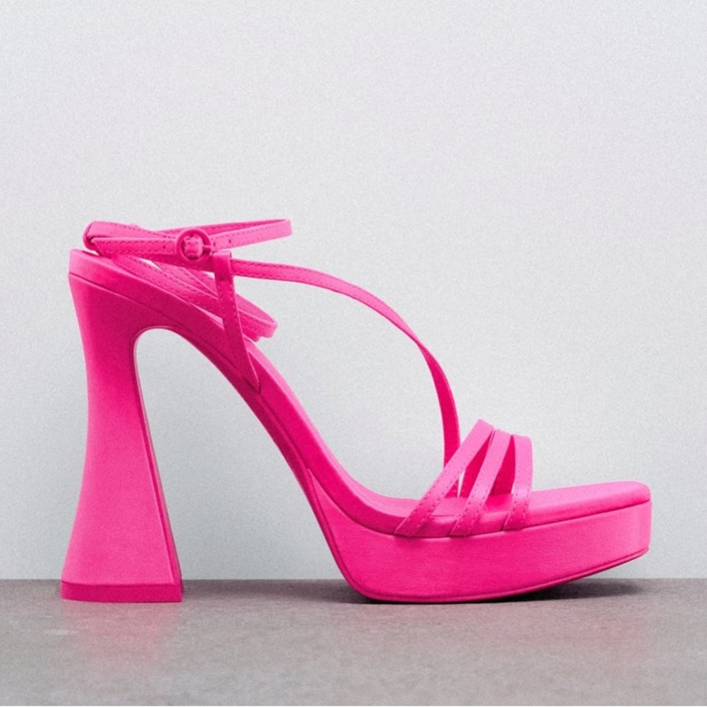 Zara hot pink strappy chunky sandal heels